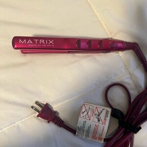 Matrix Bio Ionic MiNi Flat Iron
